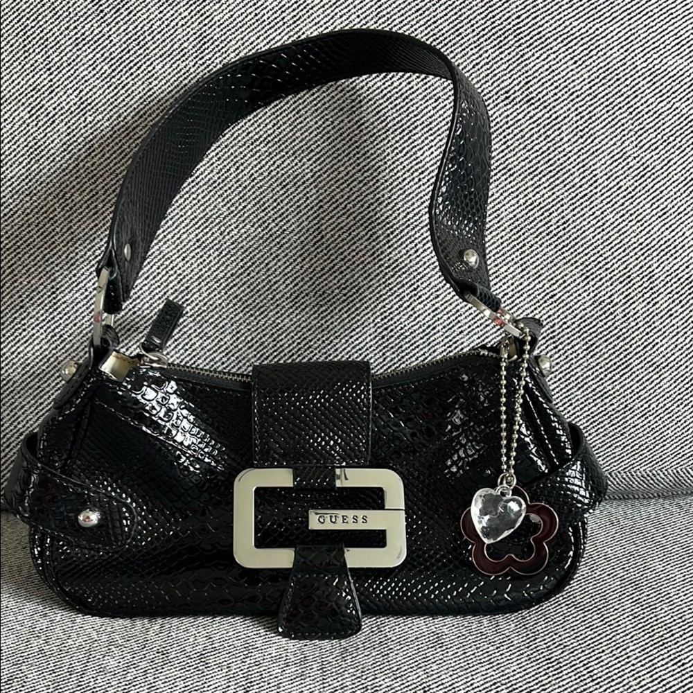 Guess Black Shoulder Bag with Textured Finish